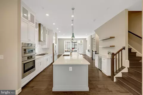 Entry Way - 1888 Easterly Rd, Reston, VA 20190 photo 6 of 7