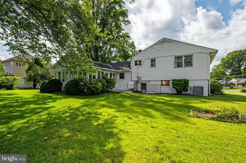 Exterior - 5214 Heming Ave, Springfield, VA 22151 photo 9 of 10