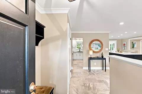 Entry Way - 5214 Heming Ave, Springfield, VA 22151 photo 1 of 5
