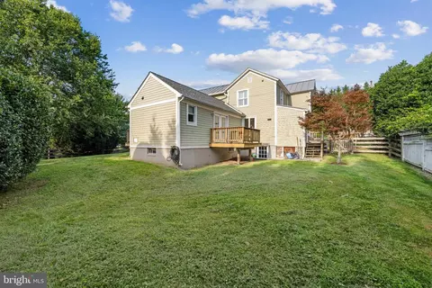 Other - 703 Dranesville Rd, Herndon, VA 20170 photo 7 of 9