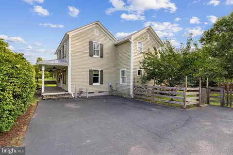 Other - 703 Dranesville Rd, Herndon, VA 20170 photo 1 of 9
