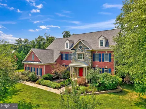 5874 Iron Stone Ct, Centreville, VA 20120