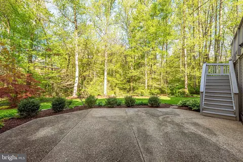 6528 Heather Brook Ct, Mclean, VA 22101 photo 12