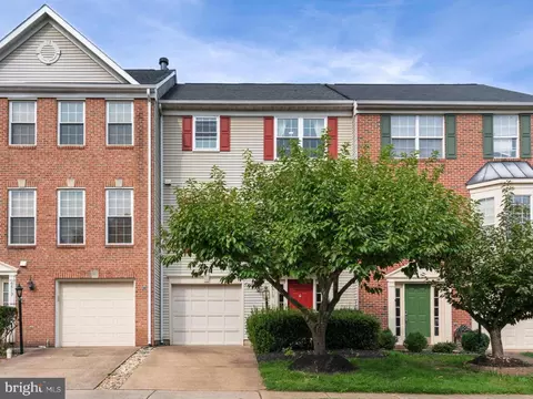 6510 Kelsey Point Cir, Alexandria, VA 22315