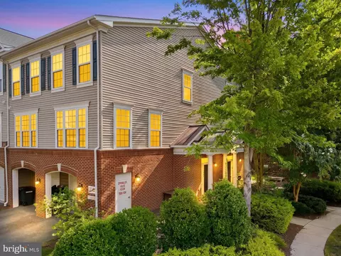 7000 Huntley Run Pl #148, Alexandria, VA 22306