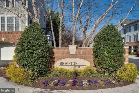7000 Huntley Run Pl #148, Alexandria, VA 22306