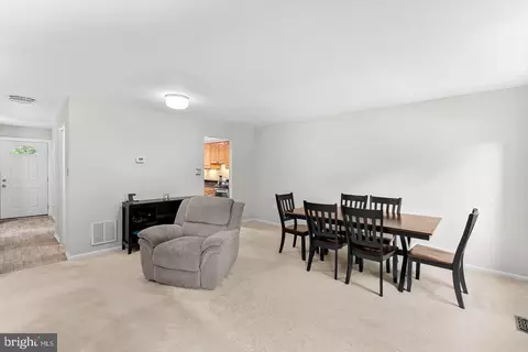 Dining - 8942 Astongale Ct, Springfield, VA 22152 photo 1 of 2