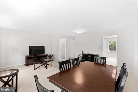 Dining - 8942 Astongale Ct, Springfield, VA 22152 photo 2 of 2
