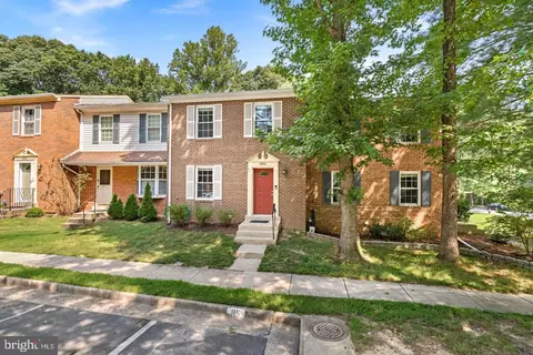 Exterior - 8942 Astongale Ct, Springfield, VA 22152 photo 5 of 6