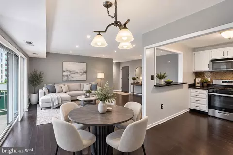 6135 Leesburg Pike #305, Falls Church, VA 22041