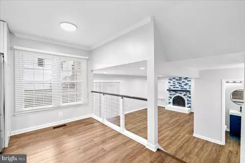 Entry Way - 9303 Macswain Pl, Springfield, VA 22153 photo 2 of 3
