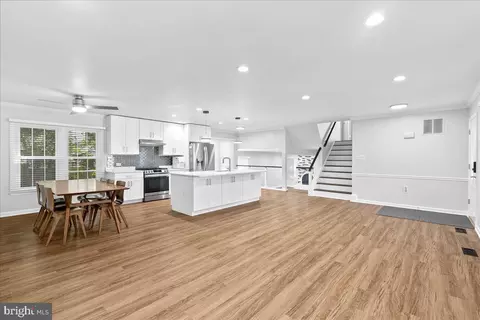 Entry Way - 9303 Macswain Pl, Springfield, VA 22153 photo 1 of 3