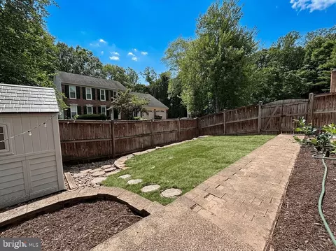 Exterior - 9303 Macswain Pl, Springfield, VA 22153 photo 4 of 4