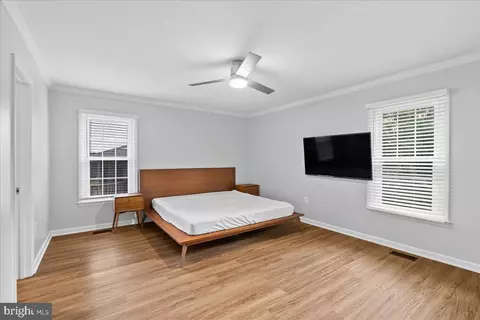 Bedroom - 9303 Macswain Pl, Springfield, VA 22153 photo 1 of 2