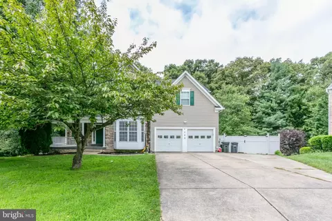 Exterior - 7708 Tanner Robert Ct, Springfield, VA 22153 photo 7 of 13