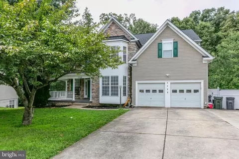Exterior - 7708 Tanner Robert Ct, Springfield, VA 22153 photo 5 of 13