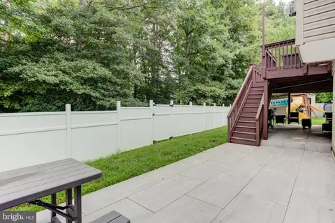 Exterior - 7708 Tanner Robert Ct, Springfield, VA 22153 photo 10 of 13