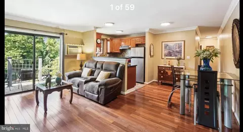2844 Annandale Rd #316, Falls Church, VA 22042