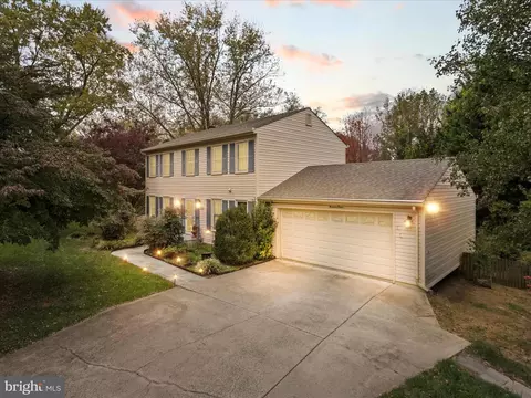 1912 Prelude Dr, Vienna, VA 22182