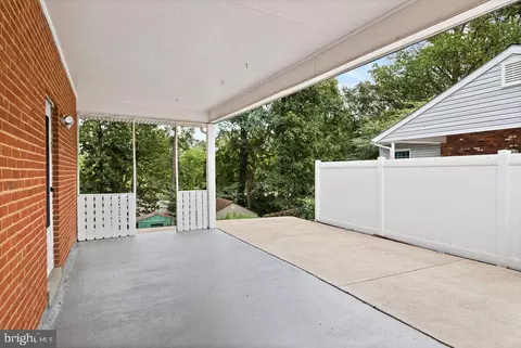 Exterior - 7600 Hamlet St, Springfield, VA 22151 photo 8 of 8