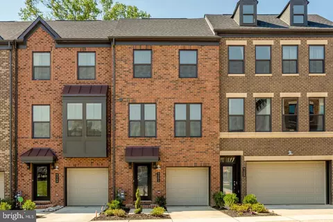9251 Wood Violet Ct, Fairfax, VA 22031
