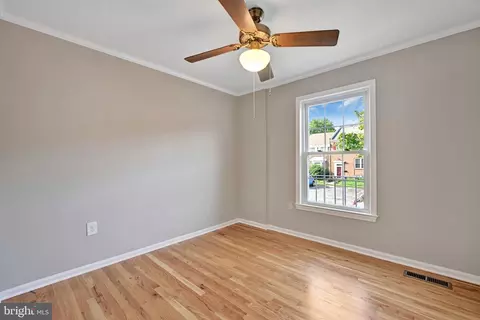 Bedroom - 8069 Powderbrook Ln, Springfield, VA 22153 photo 4 of 6