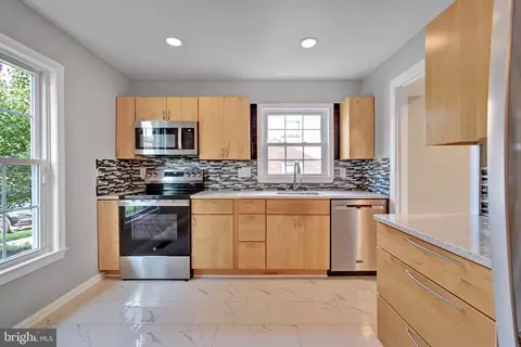Kitchen - 8069 Powderbrook Ln, Springfield, VA 22153 photo 1 of 4