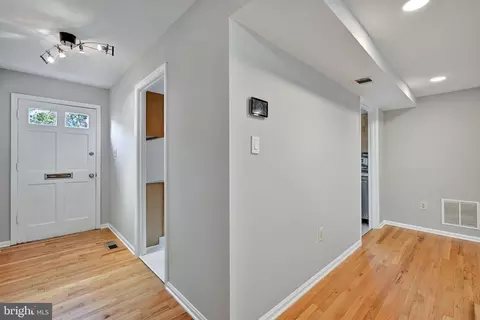 Entry Way - 8069 Powderbrook Ln, Springfield, VA 22153 photo 1 of 4