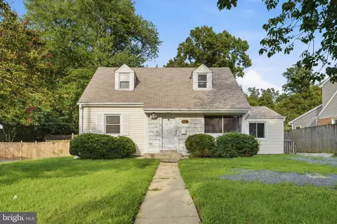 6711 Swarthmore Dr, Alexandria, VA 22307