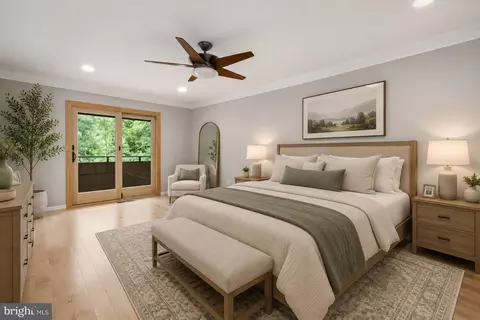 Bedroom - 2017 Wethersfield Ct, Reston, VA 20191 photo 2 of 3
