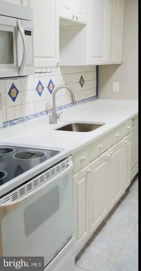8627 Village Way, Alexandria, VA 22309