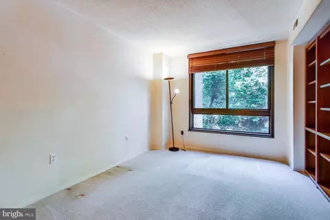 Bedroom - 1808 Old Meadow Rd #404, Mclean, VA 22102 photo 1 of 2