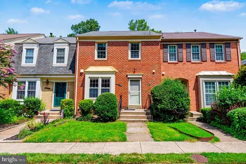 4749 Gainsborough Dr, Fairfax, VA 22032