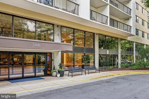 3800 Powell Ln #1004, Falls Church, VA 22041
