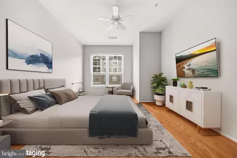 Bedroom - 1570 Spring Gate Dr #7203, Mclean, VA 22102 photo 1 of 3