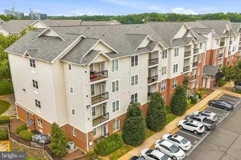 View/Area - 1570 Spring Gate Dr #7203, Mclean, VA 22102 photo 1 of 1