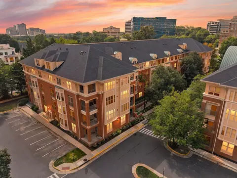 1855 Stratford Park Pl #107, Reston, VA 20190