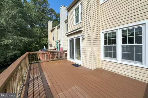 Exterior - 8111 Squirrel Run Rd, Springfield, VA 22152 photo 7 of 13