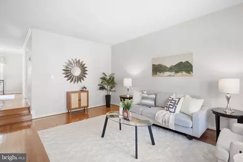 Living - 8111 Squirrel Run Rd, Springfield, VA 22152 photo 10 of 19
