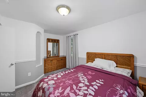 Bedroom - 6605 Holford Ln, Springfield, VA 22152 photo 9 of 9