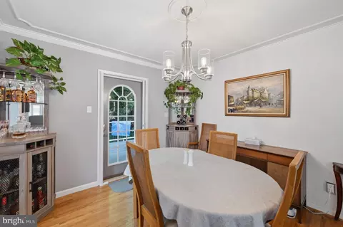 Dining - 6605 Holford Ln, Springfield, VA 22152 photo 1 of 3