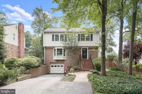 3047 Holly St, Falls Church, VA 22044