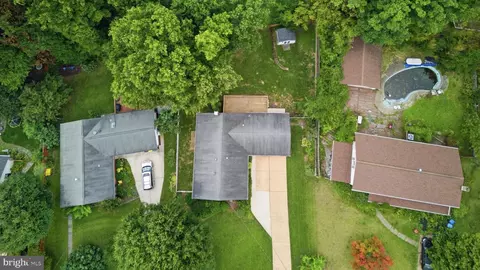View/Area - 5506 Ventnor Ln, Springfield, VA 22151 photo 3 of 6