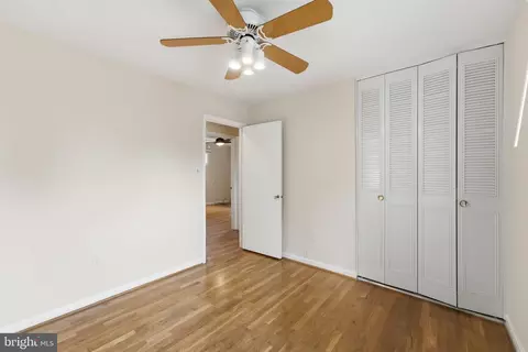 Bedroom - 5506 Ventnor Ln, Springfield, VA 22151 photo 2 of 10