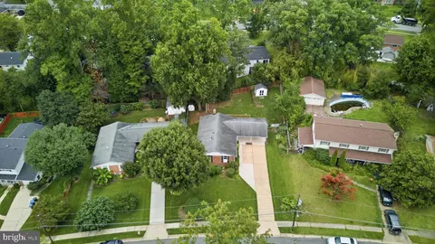 View/Area - 5506 Ventnor Ln, Springfield, VA 22151 photo 6 of 6