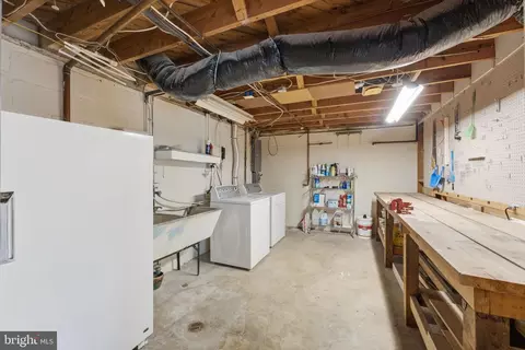 Other - 5506 Ventnor Ln, Springfield, VA 22151 photo 12 of 22