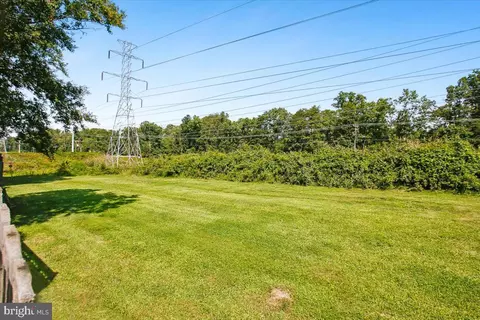Exterior - 7790 Euclid Way, Springfield, VA 22153 photo 4 of 8