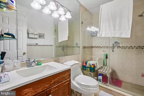 Bath - 7790 Euclid Way, Springfield, VA 22153 photo 1 of 3