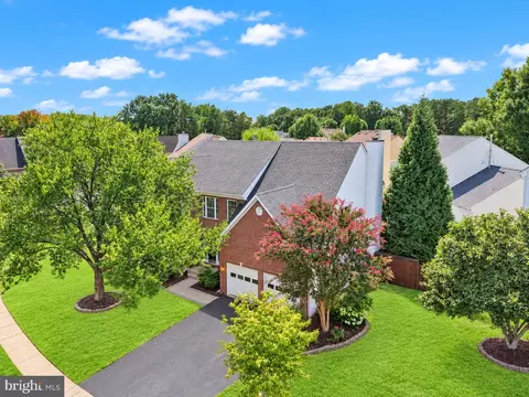 13109 Peach Leaf Pl, Fairfax, VA 22030