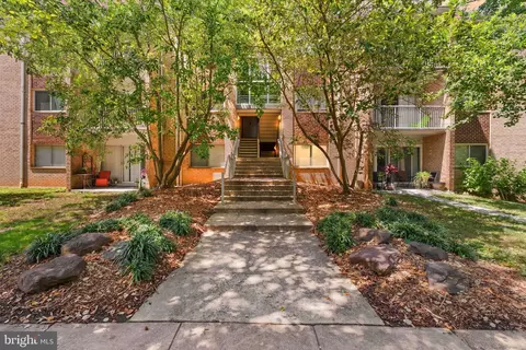 8004 Chanute Pl #3, Falls Church, VA 22042